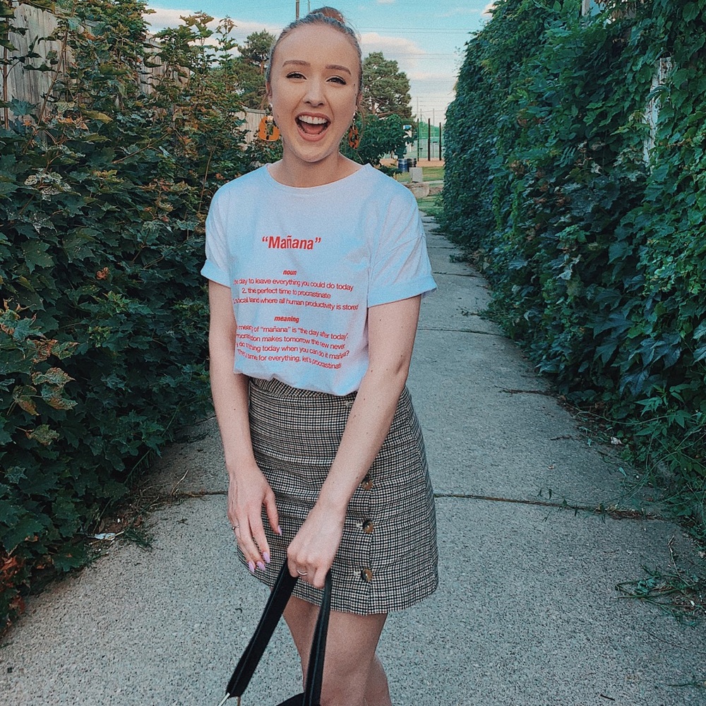 Meet your Posher, Emily